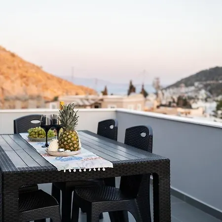 Luna * Kalymnos Town